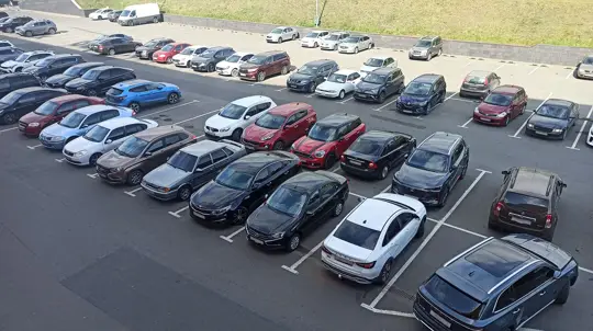 Российский авторынок на грани: дилеры не верят в «короткую» отсрочку утильсбора