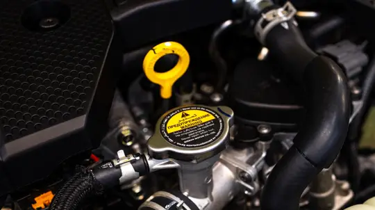 Опасная ошибка водителей: вынужденная мера может привести к ремонту на сотни тысяч рублей