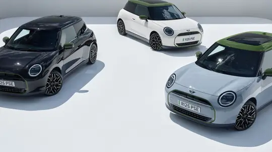 Мини-юмор: британский бренд выпустил ироничную и свободную модель