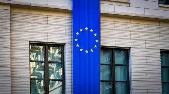 Европа прощается с бензином: есть страны, которые электрифицируются как Россия