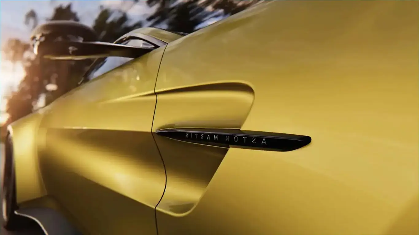 Новый Aston Martin Vantage дебютирует совсем скоро с двигателем V8 от AMG
