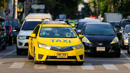 Автомобили перестанут врезаться друг в друга: бывший владелец АвтоВАЗа не даст технологию LADA
