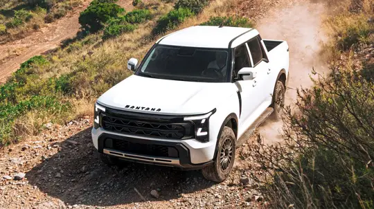 Старт ниже 2,7 млн рублей, 4x4 и версии PHEV: УАЗу остается только считать дни до кончины