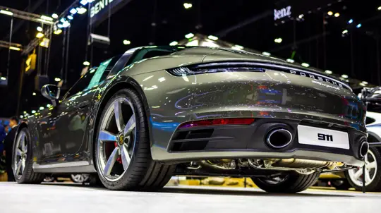 Немцы решили не идти на поводу у Китая: Porsche планирует хорошенько заработать