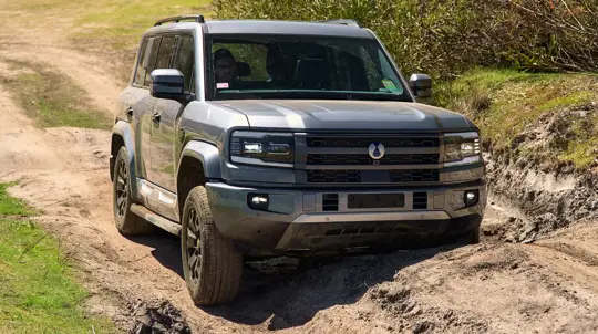 Denza B5 за деньги базового Prado: что получает покупатель за $74 990