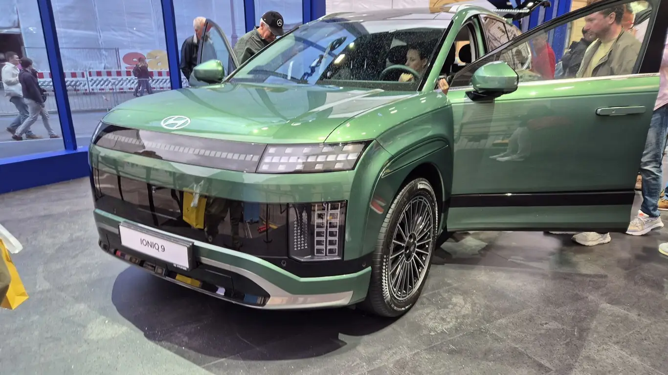 Электрокары Hyundai теперь стали полезнее: от Сеула до Амстердама и США