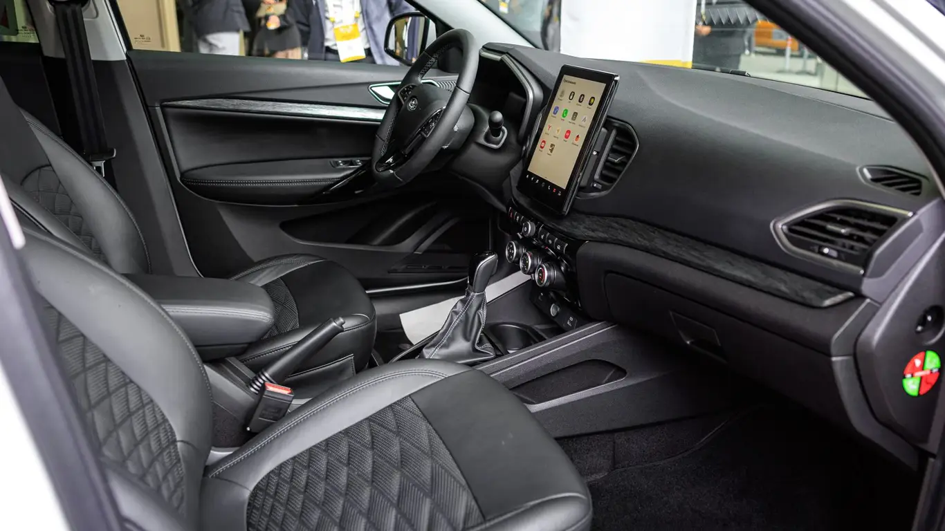 АвтоВАЗ начал нервничать: дальнейшее производство машин LADA под большим вопросом