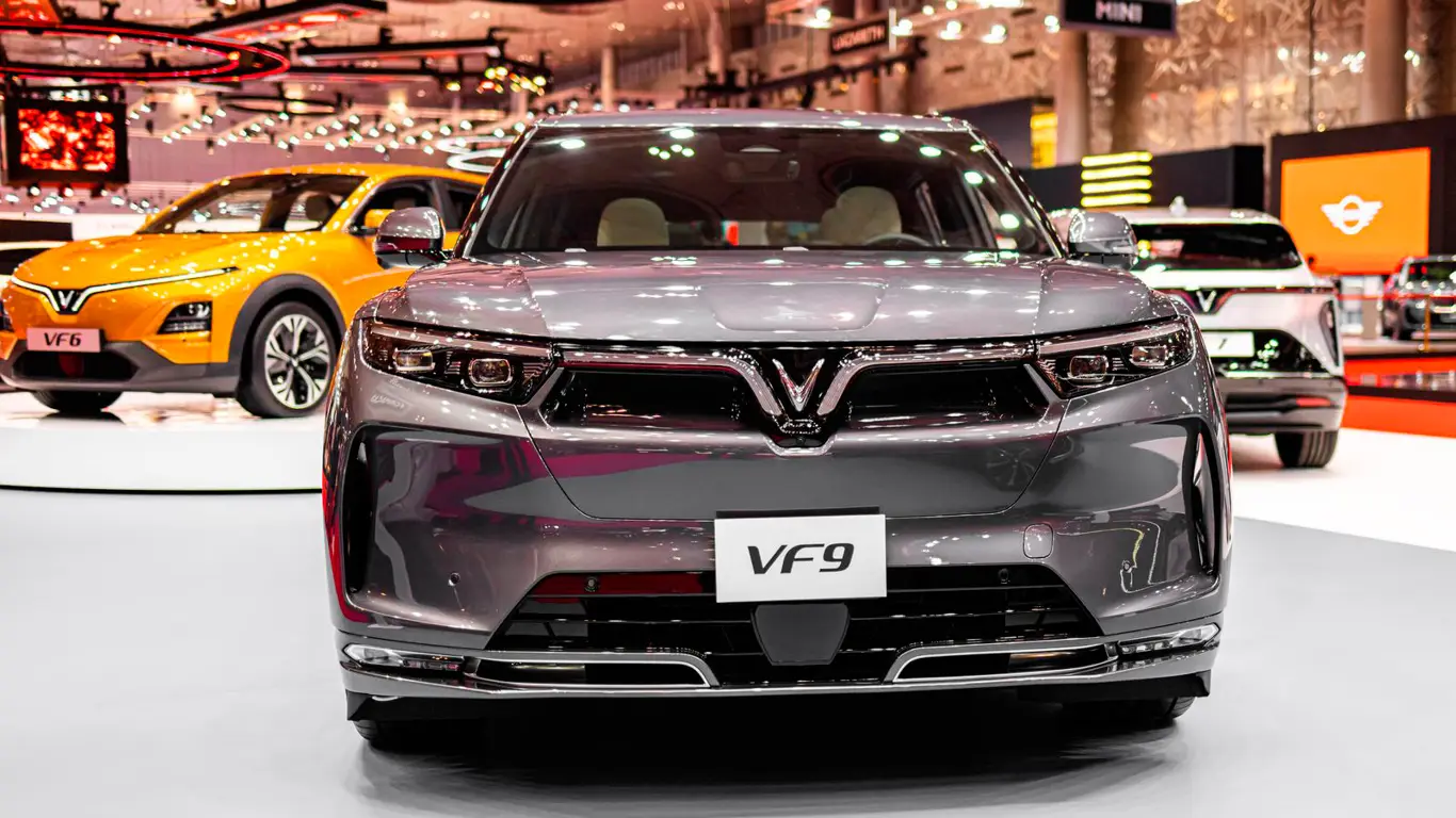 «Зеленая революция» захлебнулась: VinFast бежит из США, оставляя пустые дилерские центры