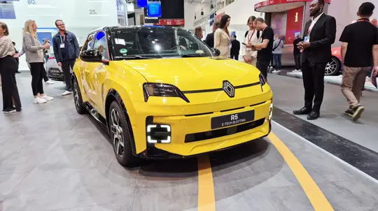 Маленькие да удаленькие: автопроизводителям в Европе дадут суперкредиты, но есть нюанс