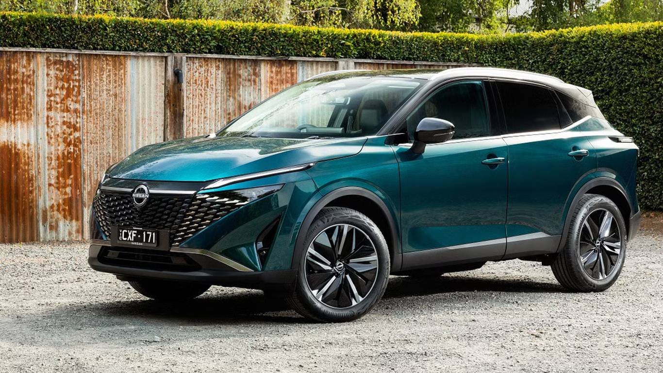 Японцы решили победить Китай в России: этот кроссовер Nissan сравним по цене с LADA Vesta