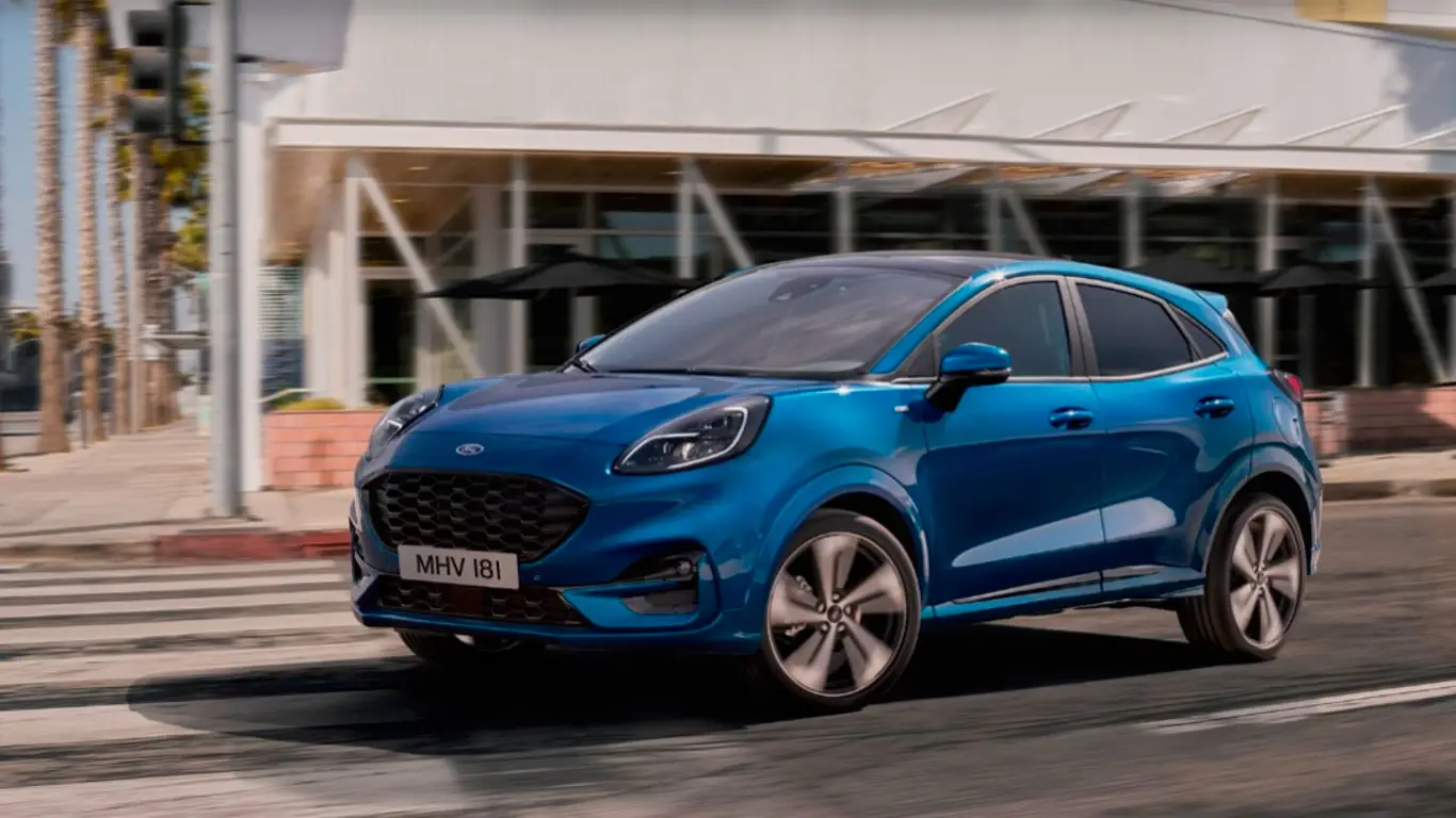 Новый Ford Puma 2024: революция в мире компактных SUV с упором на цифровизацию