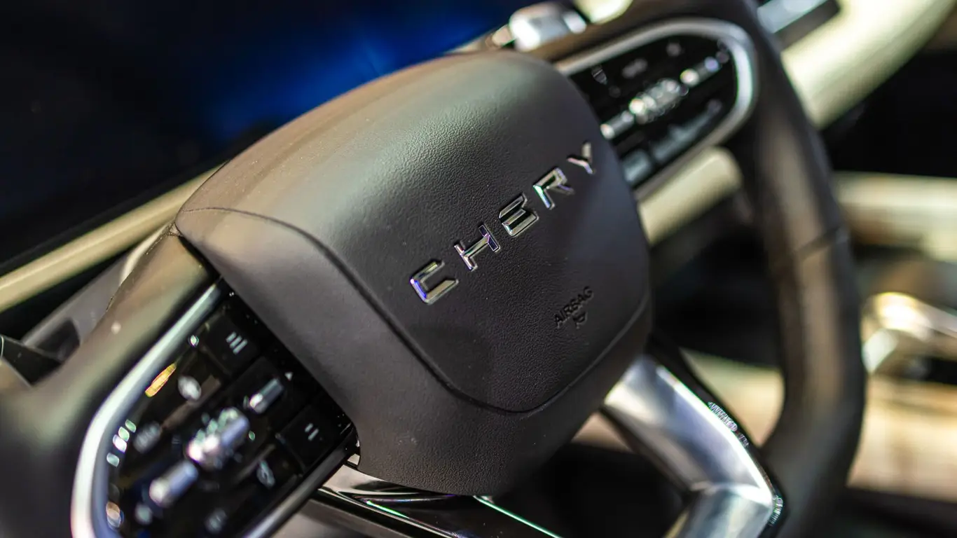 До запуска осталось немного: дебют нового Chery Exlantix ET ожидается 9 мая