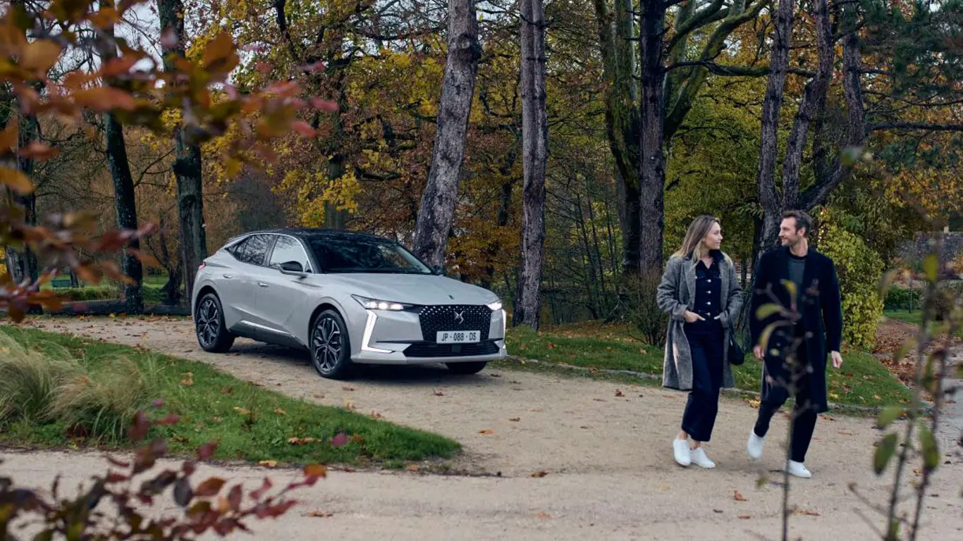Экономия по-французски: гибридная новинка от DS Automobiles появилась в продаже