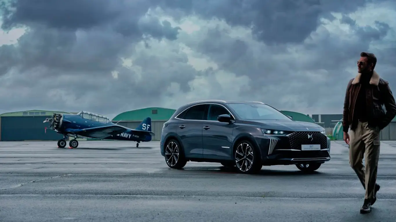 Гуманист, рассказчик, летчик, ученый и художник дал свое имя коллекции автомобилей DS