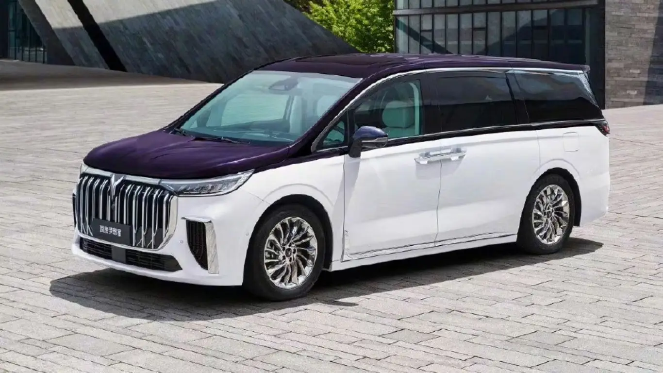 Задатки Rolls-Royce и простор маленькой квартиры: новый минивэн на колесах поражает воображение