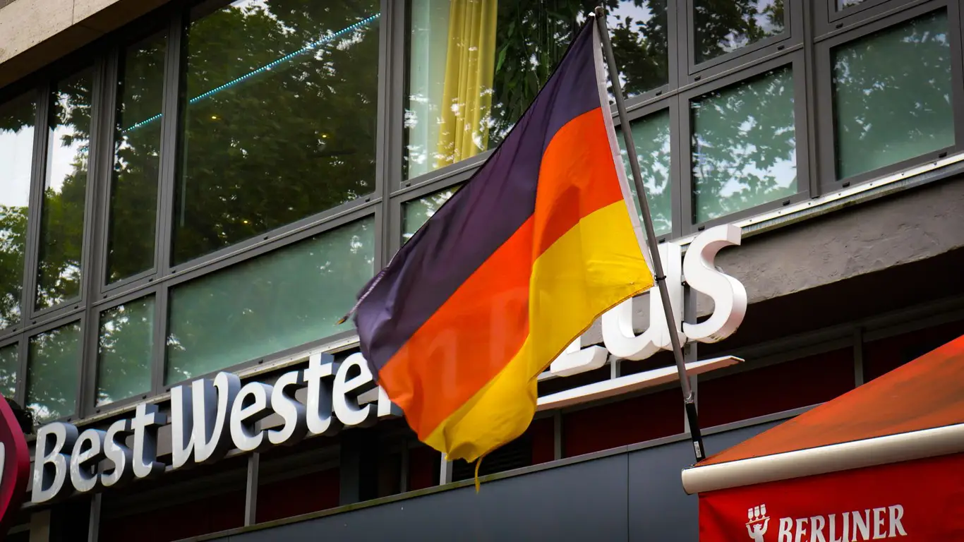 АКБ для электрокаров хватит на всех: Германия пытается обезопасить свою производственную базу