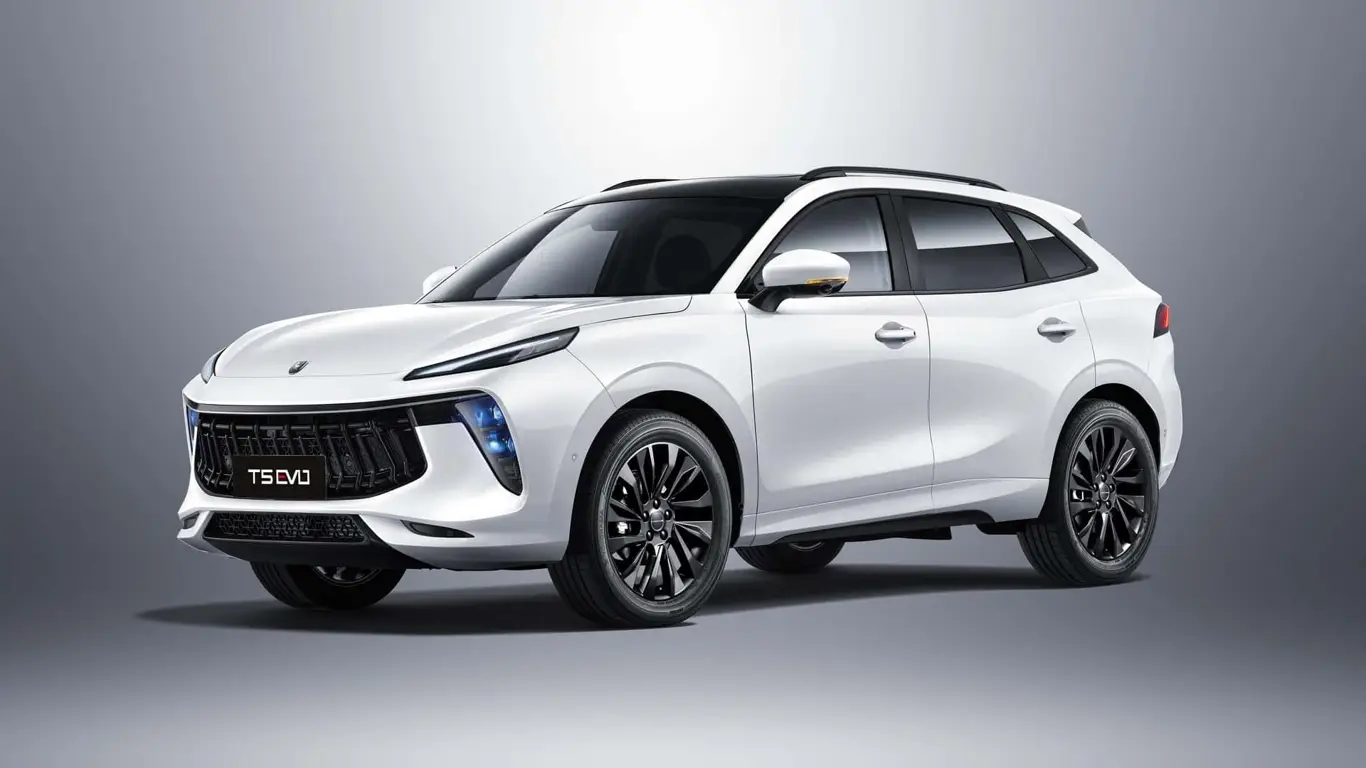 Италия переплюнула Россию по всем фронтам: китайский аналог Mercedes ставит Европу в приоритет