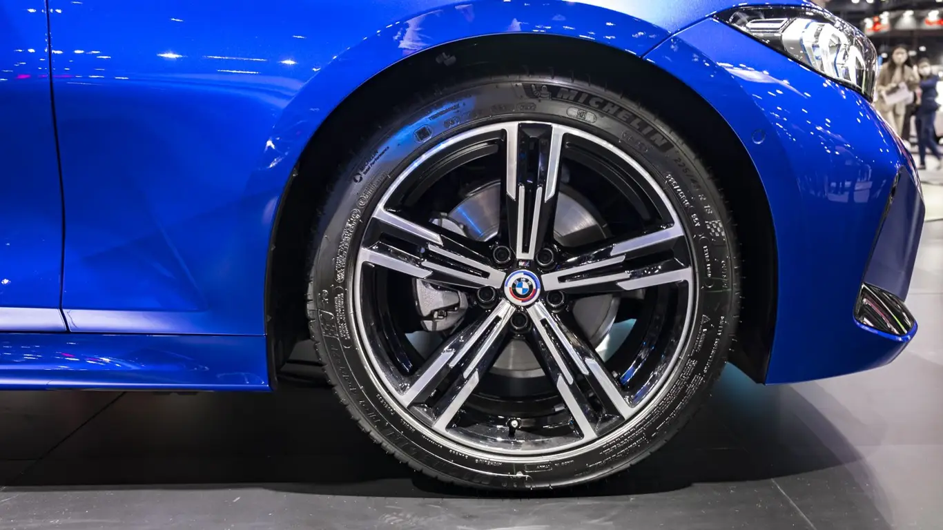 Баварские автомобили M замолчат навсегда: подразделение собирается выпускать электрифицированные машины