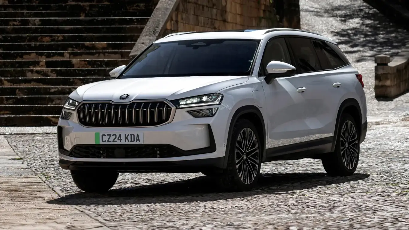 Бестселлер российского рынка из Чехии стал экономичнее: встречайте гибридный Kodiaq