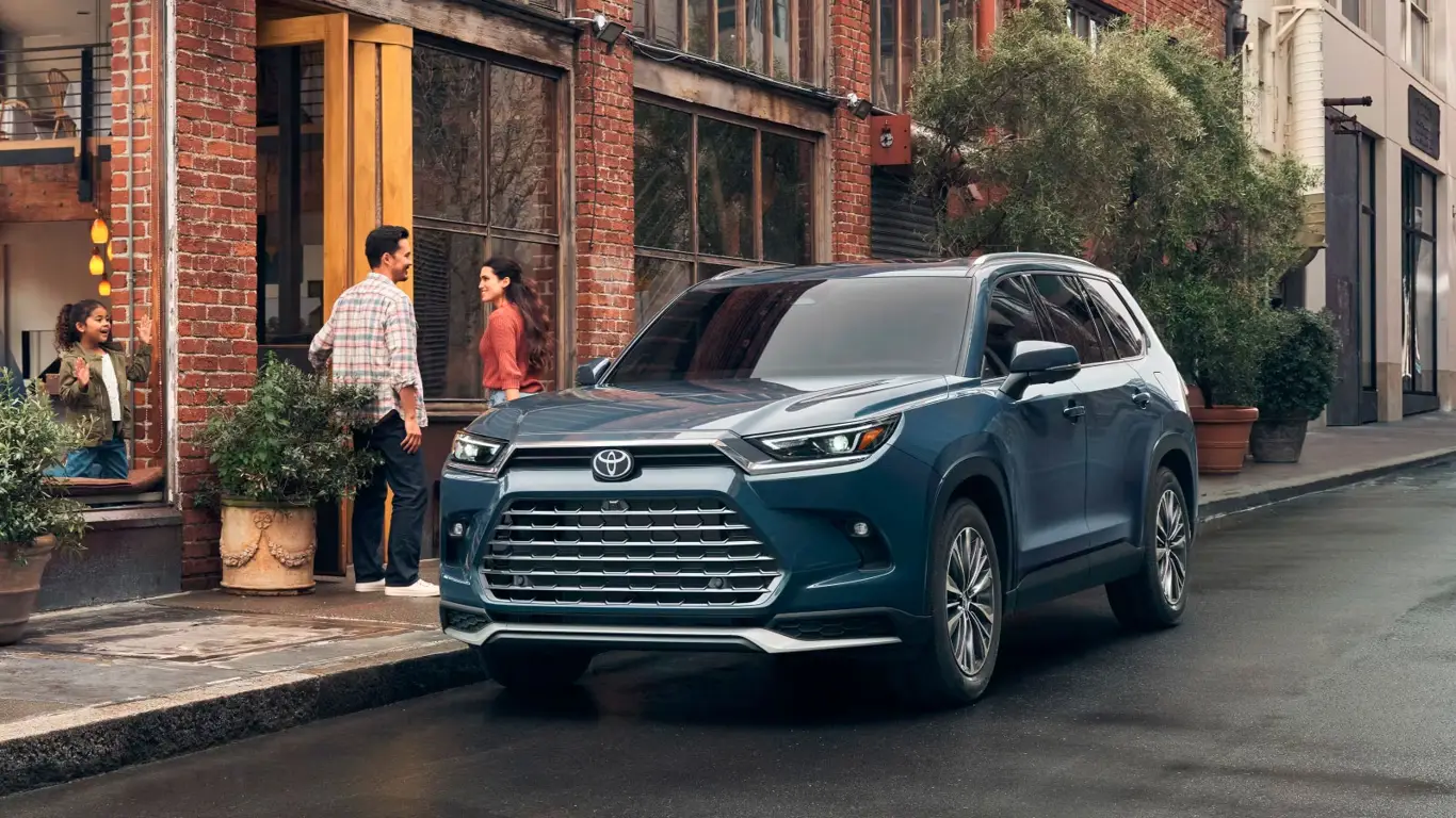 Toyota остановила производство Grand Highlander и Lexus TX