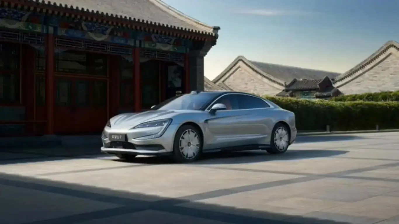 Автономное вождение, электромоторы в подвеске, впечатляющий запас хода и мощность более 1300 л.с.: китайцы превзошли себя