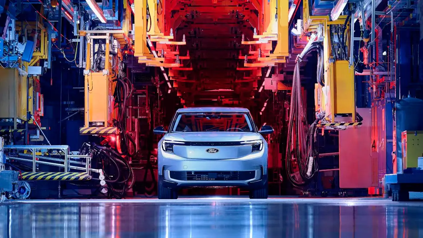 Прощай, бензин: завод Ford отказывается выпускать автомобили с ДВС