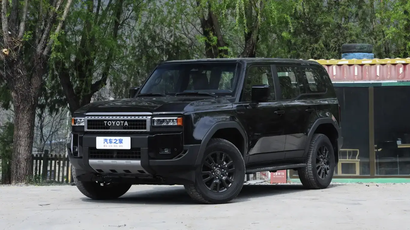Япония старается обойти собственные санкции: легендарный внедорожник впервые будут выпускать в Китае