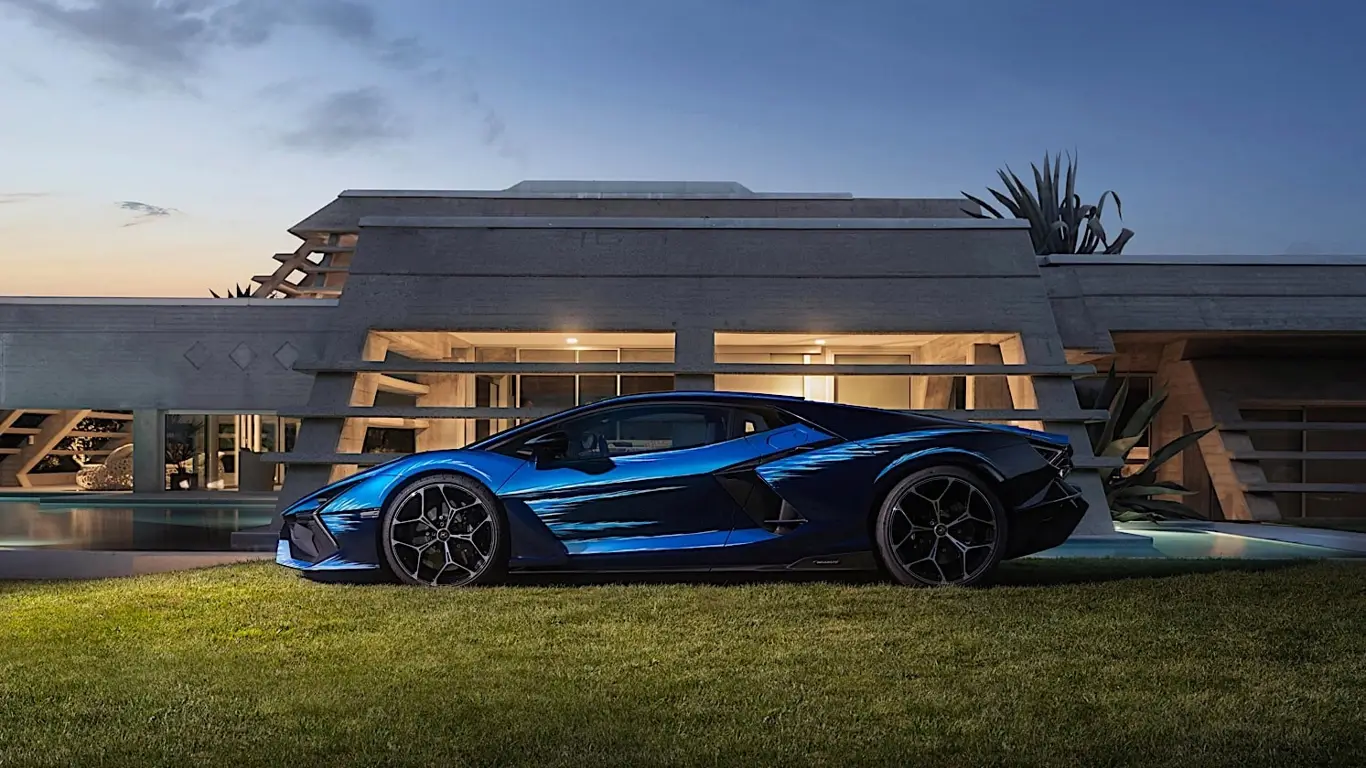 Вдохновлен пляжами и морем: таких машин Lamborghini еще не выпускала