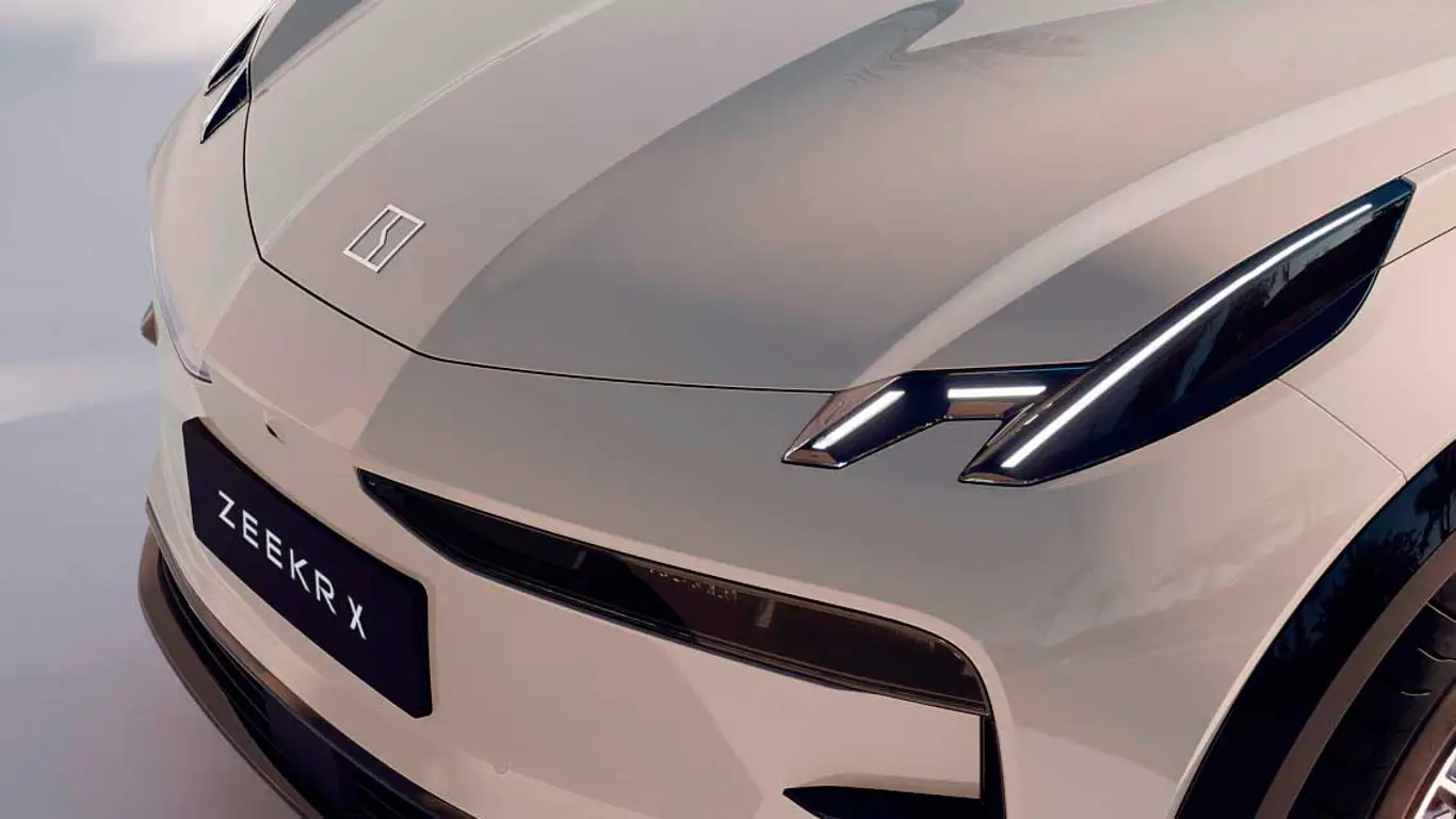 Авто с «беременностью»: как жара в Китае создает пузыри на машинах