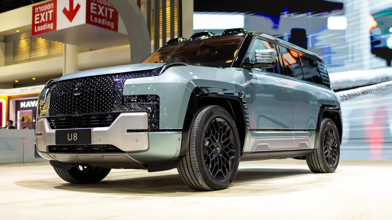 Пафосный китайский внедорожник обзаведется двумя сиденьями: первая информация о новинке