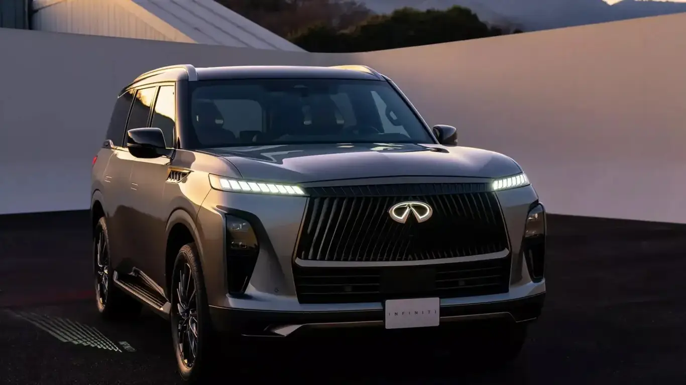 Санкции не помеха конкуренции: россиянам предложат трехрядного бегемота за 15,5 млн рублей