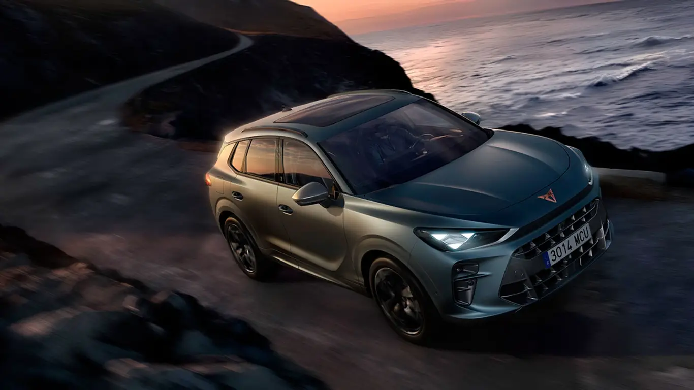 Не электромобиль, но далеко пойдет: Cupra представила гибрид с характером Tiguan и элегантностью Q3