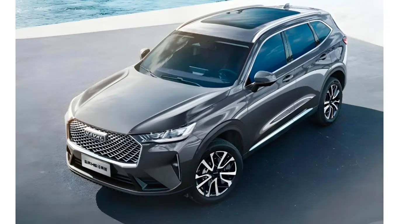 Это первый китайский кроссовер, получивший ретро-версию: он продается в России