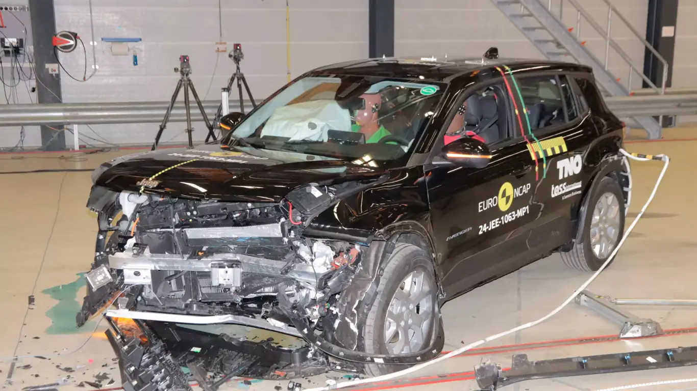 Jeep Avenger проваливает тест Euro NCAP: кто забрал награду