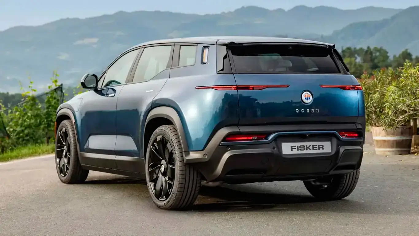 Вот к чему приводит вера: владельцы этих электромобилей заплатят дважды