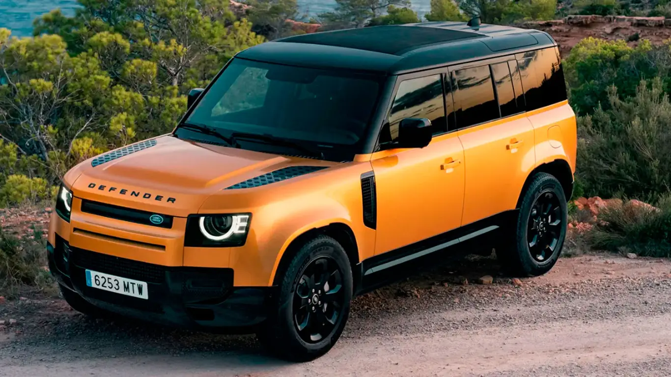 Land Rover представила Defender в стиле пляжной вечеринки