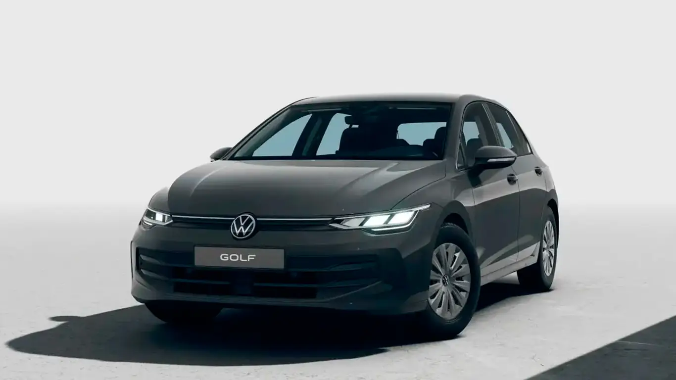 Стальные 15-дюймовые колеса и тканевый салон: нет, это не новая дорогая версия LADA Vesta, а бюджетный Гольф