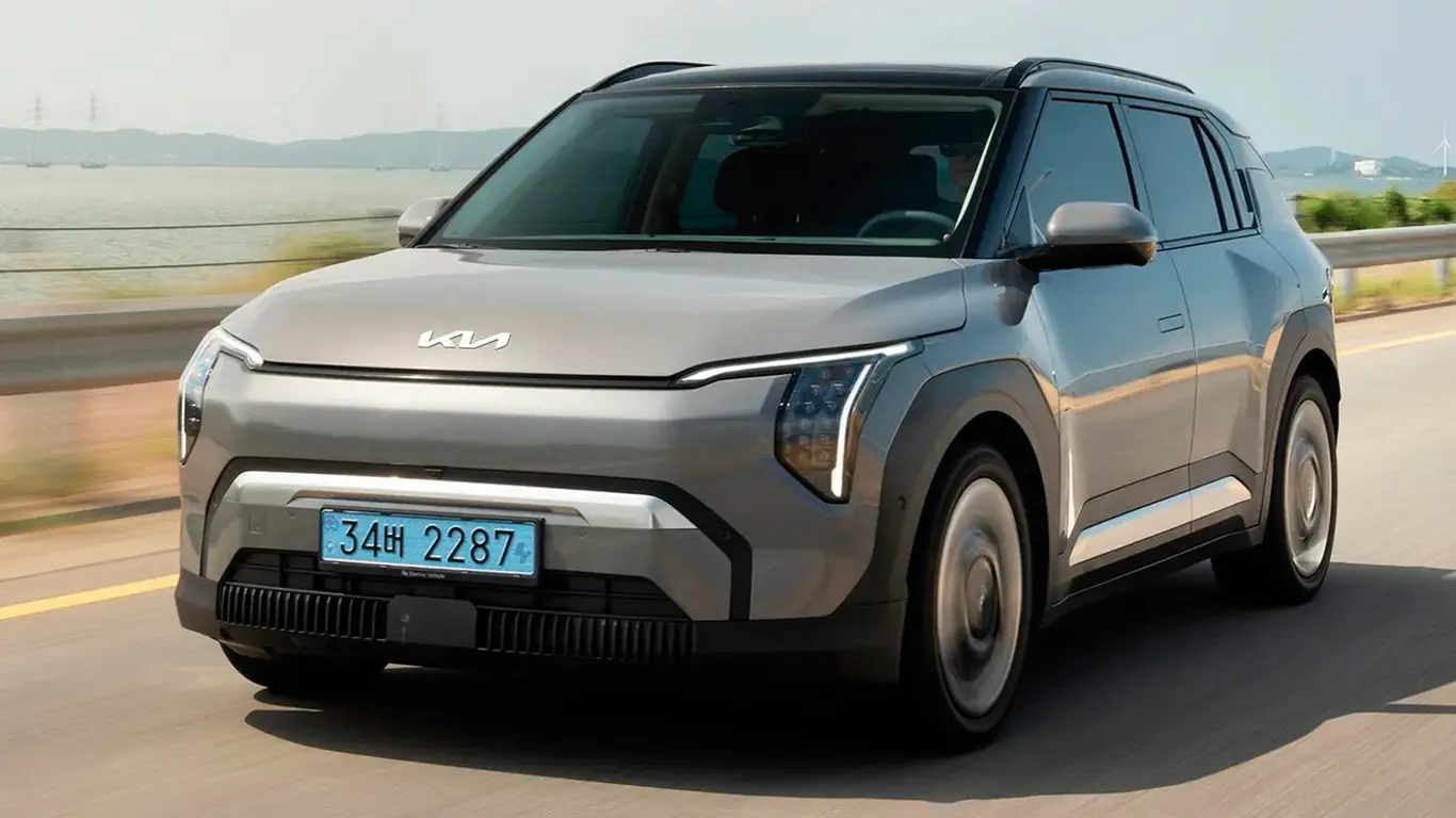 Конкурент Peugeot E-2008 выходит на рынок Европы: приятная цена и впечатляющие характеристики