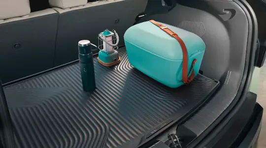 Kia EV3 превращает океанский мусор в важную деталь автомобиля