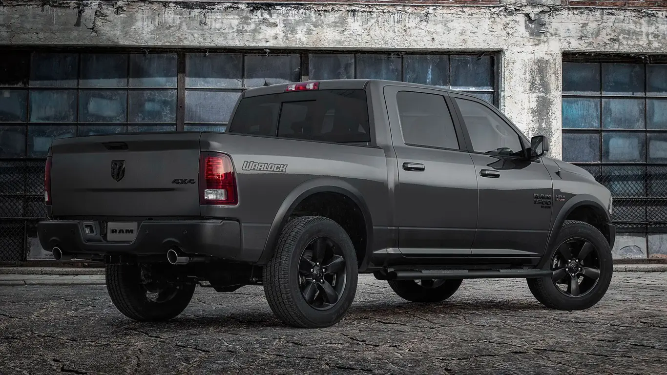 Зеркала на Ram 1500 Classic отваливаются на ходу. Все дело в прицепе