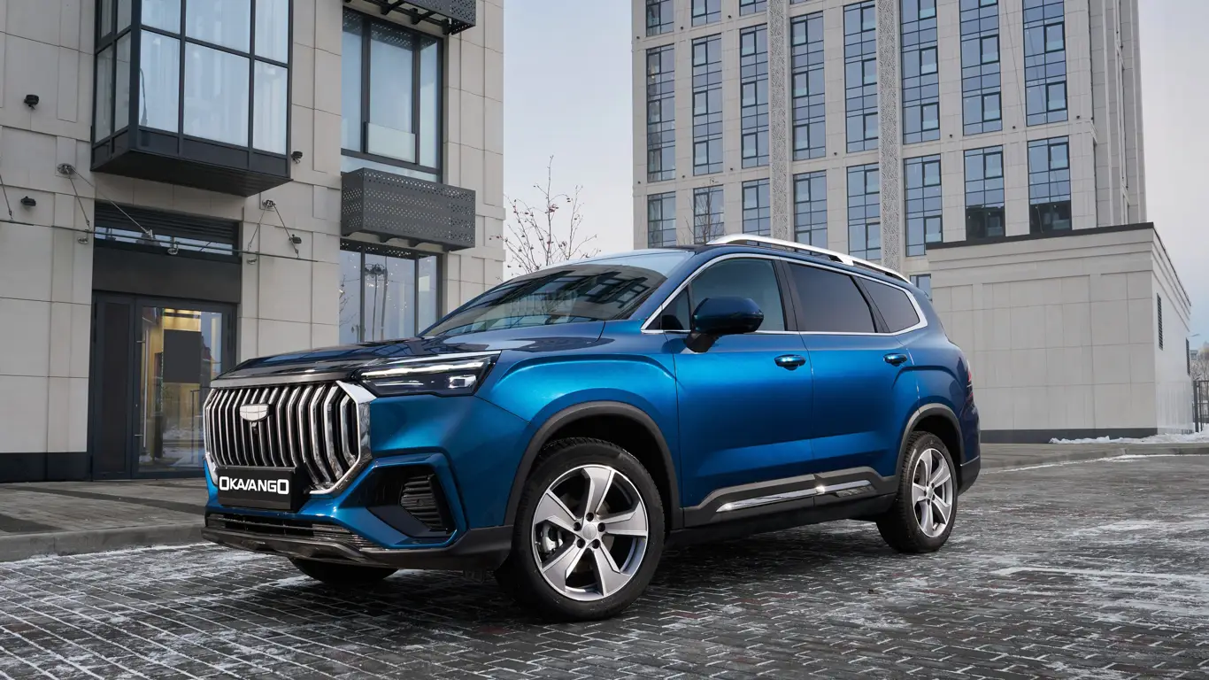 7 мест и новая внешность: в России еще никогда не продавали так много кроссоверов с третьим рядом