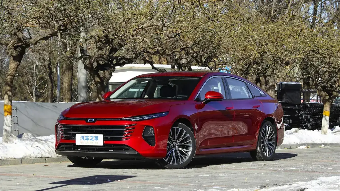 Лифтбек с неубиваемым автоматом: что готовят для россиян