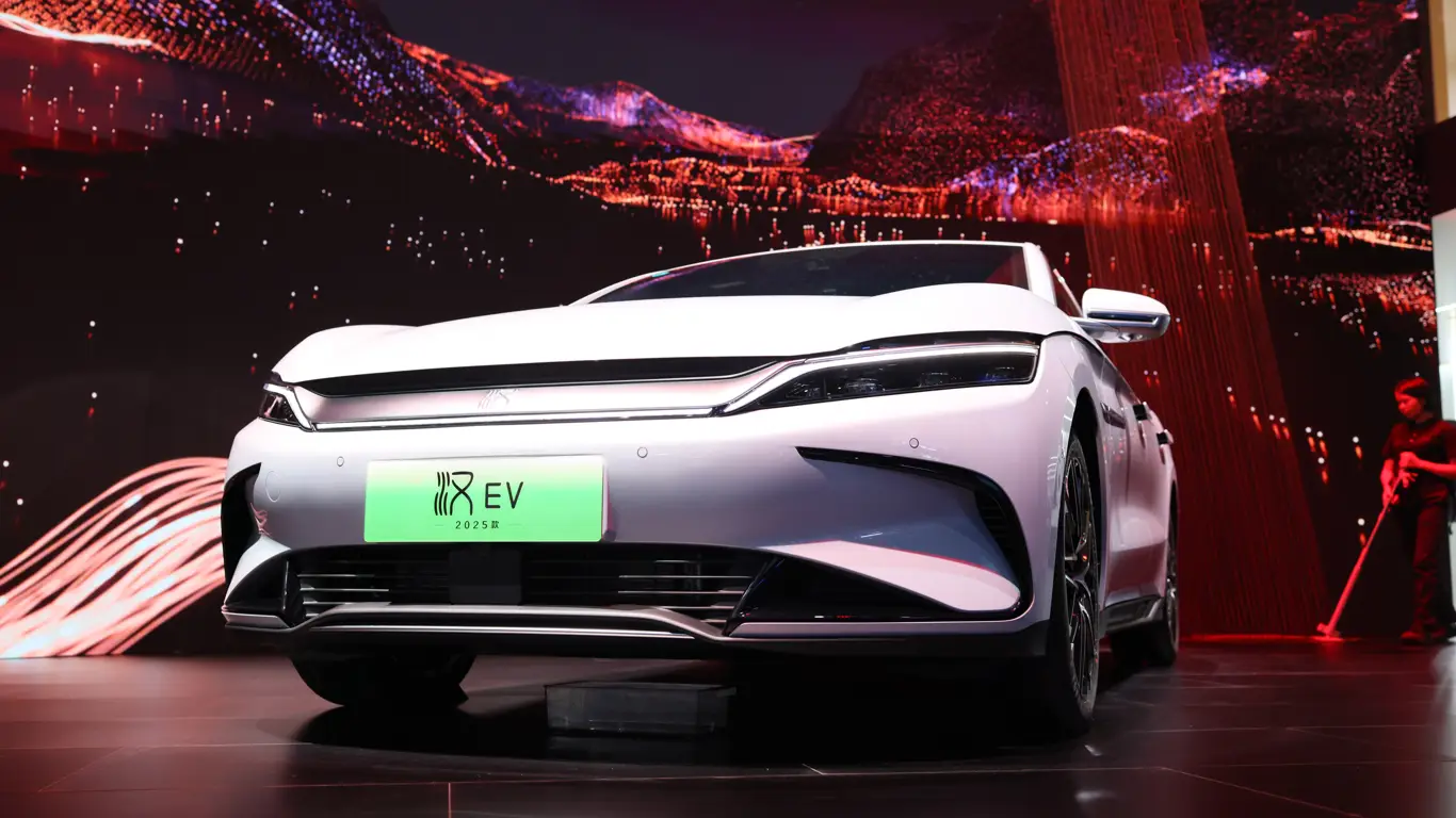 Электрический прорыв на автосалоне: BYD удивил публику