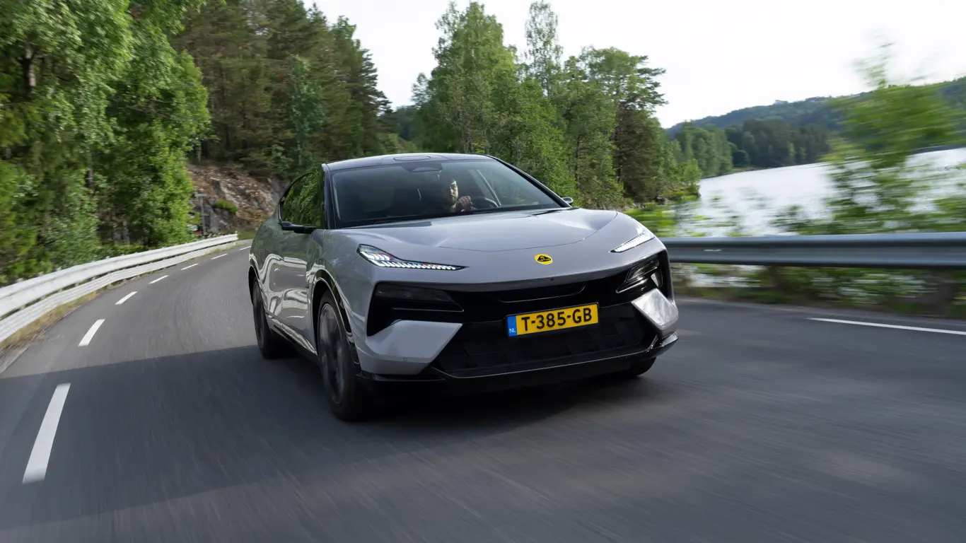 Lotus Eletre: 612 лошадей для тех, кто хочет сэкономить на роскоши