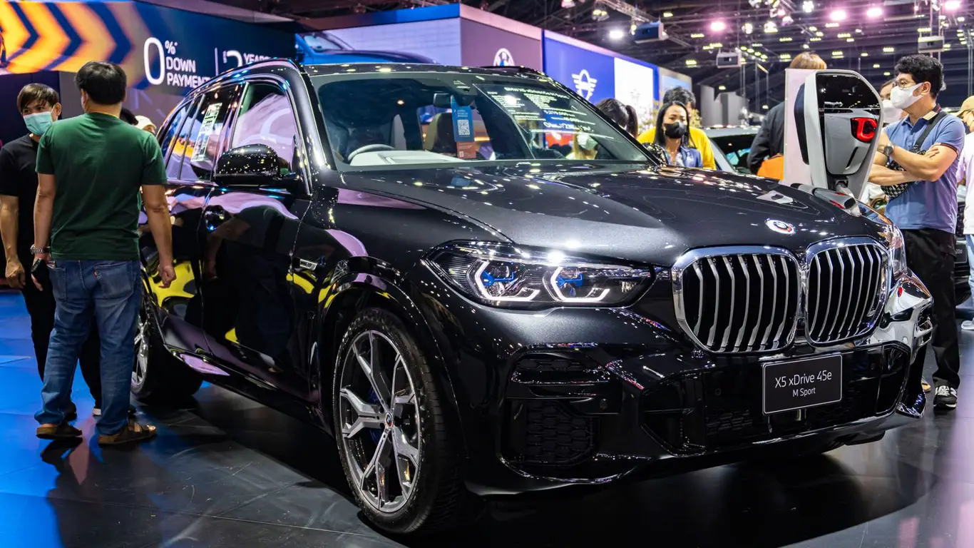 Немецкий электропарадокс: продается меньше, а производится больше