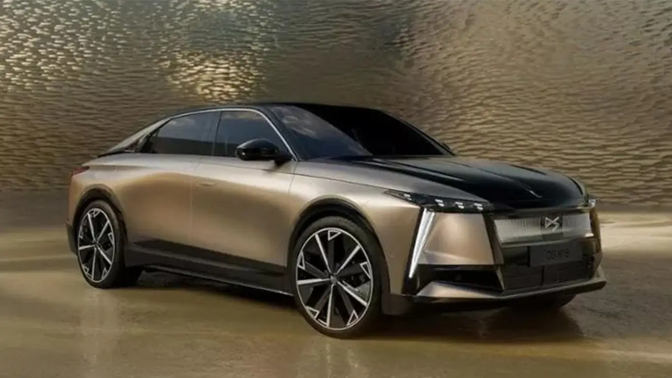 До 700 км автономии и странное название: самая ожидаемая новинка 2024 года показана вживую