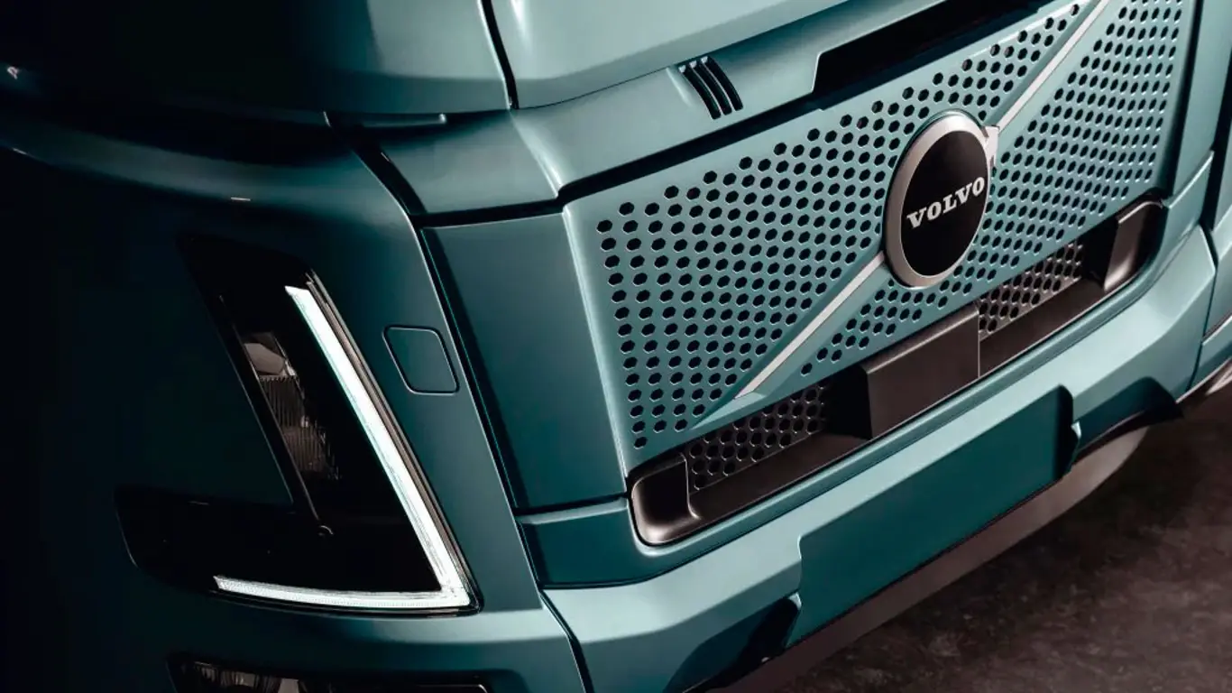 Сон за рулем: дальнобойщики превращают трассы в опасную рулетку