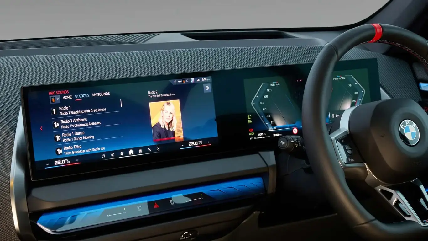 Технологический прорыв BMW: BBC Sounds в мультимедийных системах