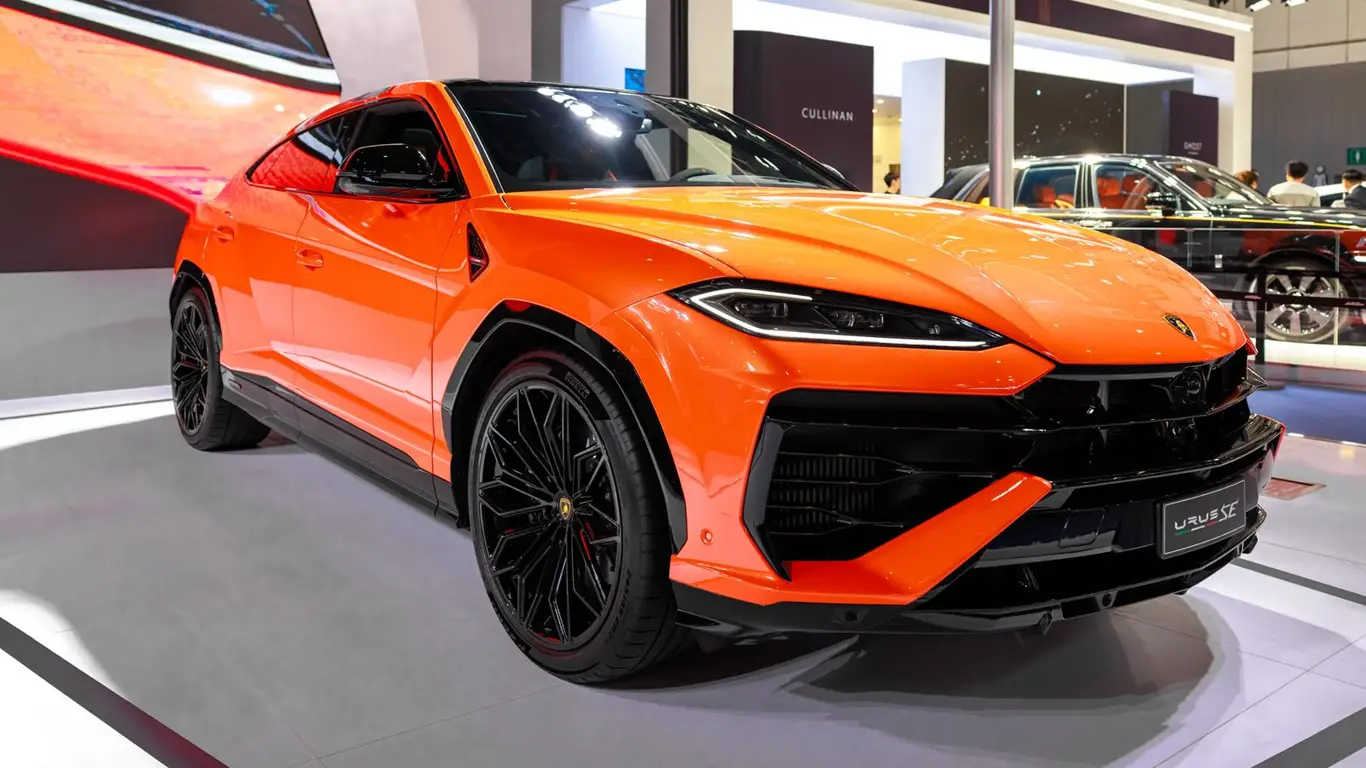 Экологичная роскошь теперь только с 2026 года: гибридный Urus SE покорил рынок