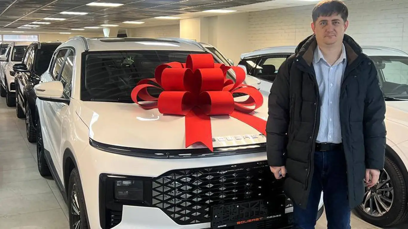 Первый пошел: дилеры в России начали выдавать новейшие кроссоверы